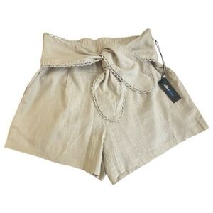 Alice Blue Women's Cream High Waist Shorts NWOT